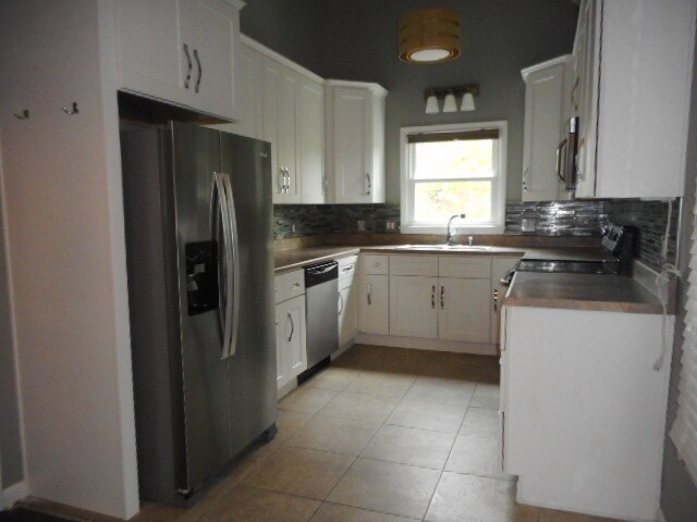 Kitchen - 3517 Barron Way