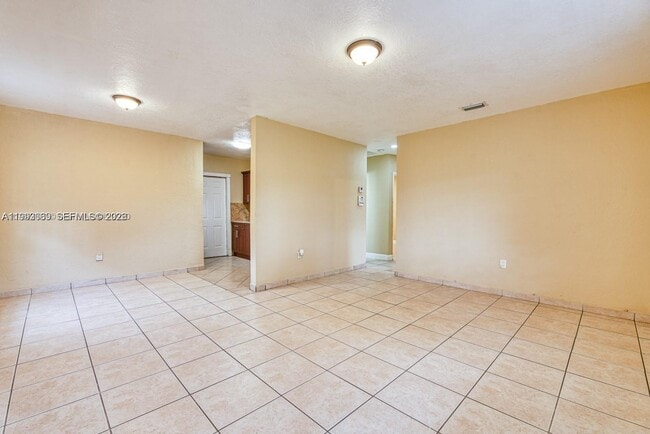 Building Photo - 13005 NW 8th Ave