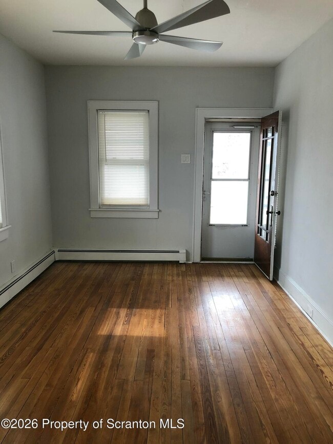 Building Photo - 712 W Lackawanna Ave