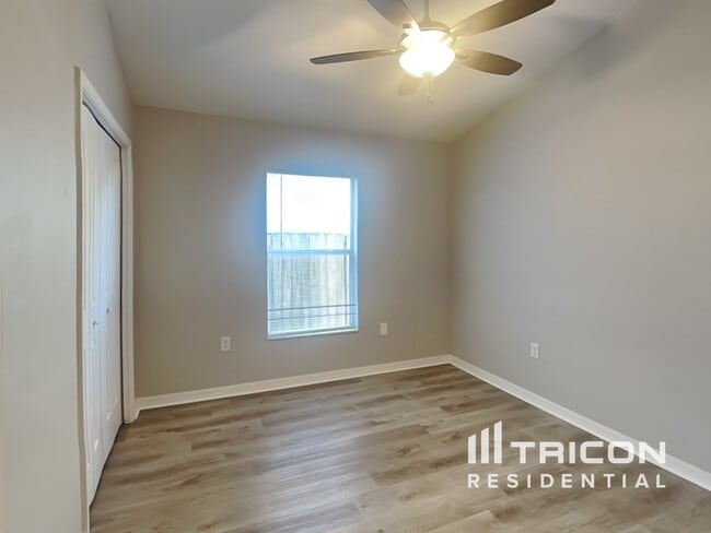 Building Photo - 3602 Heron Island Dr