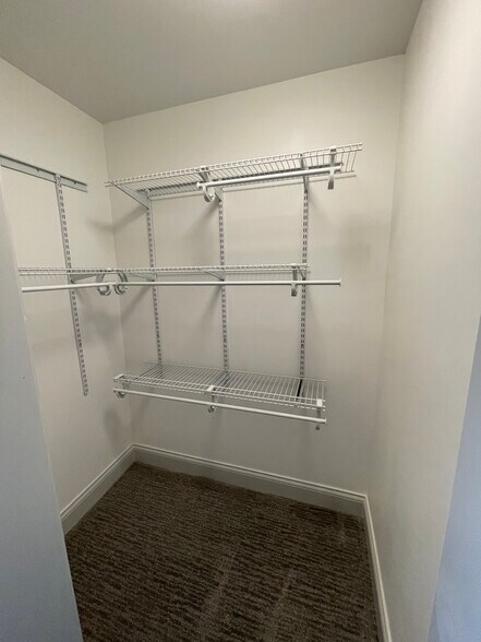 Walk in Closet 2 - 117 W Columbus Ave