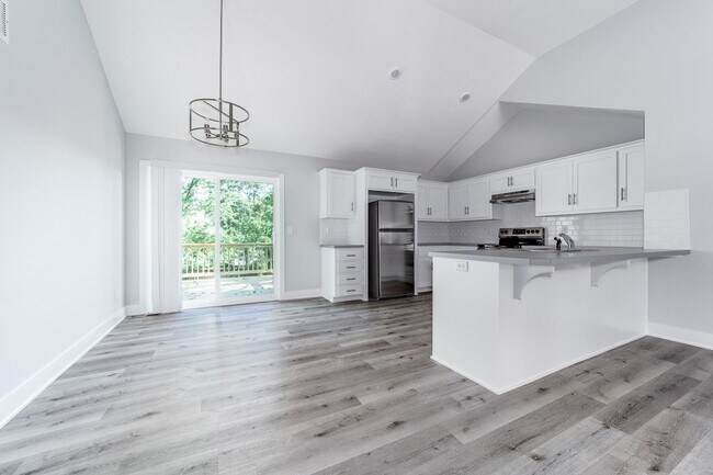 Building Photo - AVAILABLE SOON: Move-In Ready 4-Bedroom Beauty with Modern Finishes & Spacious Yard!