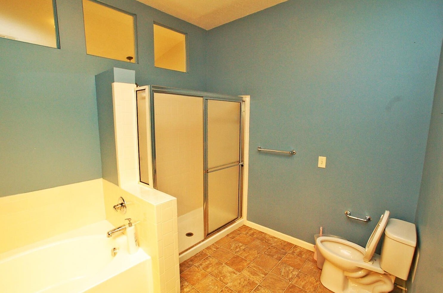 Building Photo - 4333 Marival Way