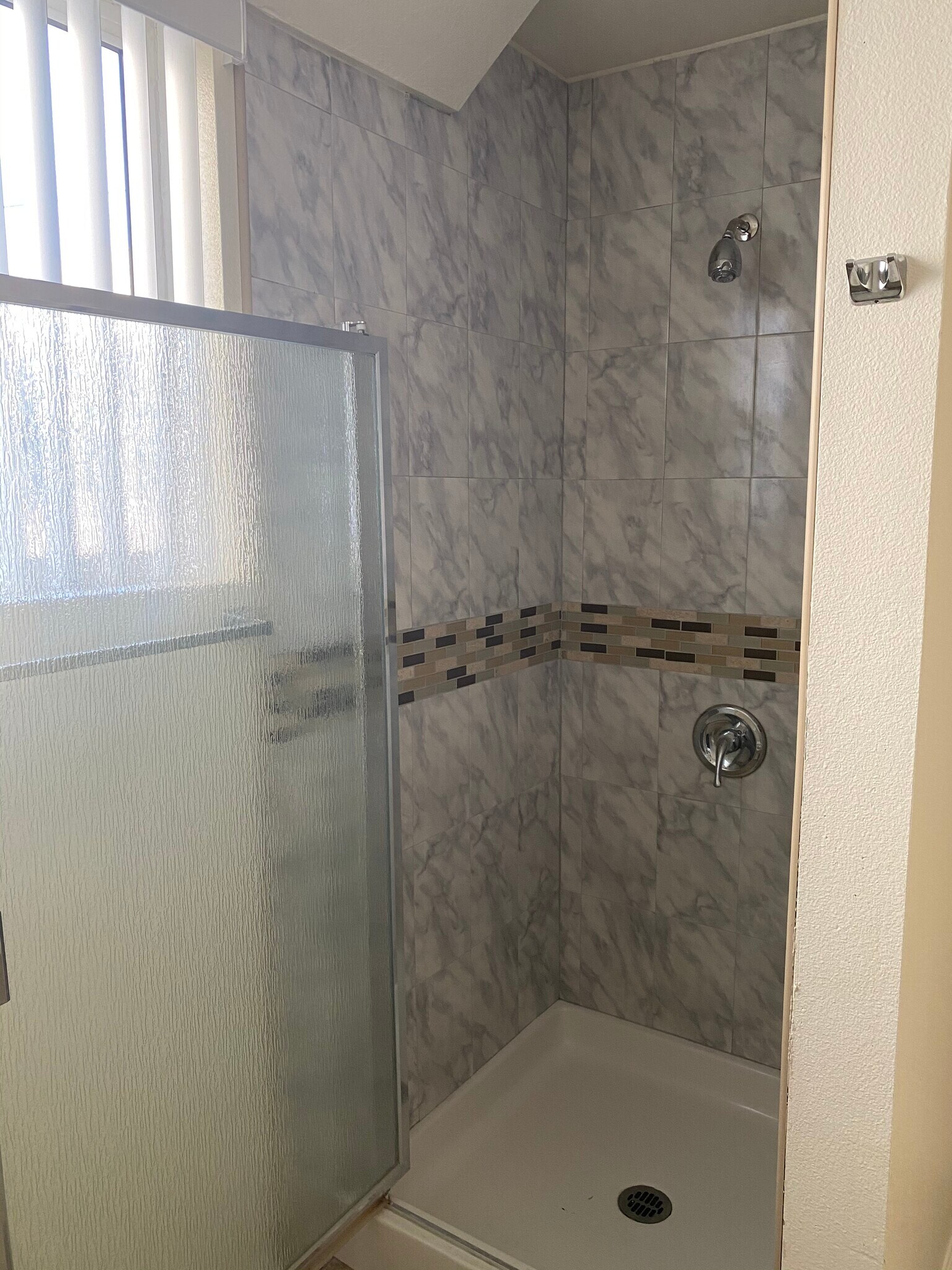 Building Photo - 338 E 36th St