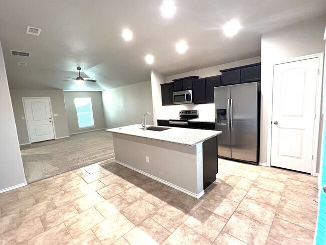 Building Photo - **BEAUTIFUL WINDSTONE AT UPLAND HOME**