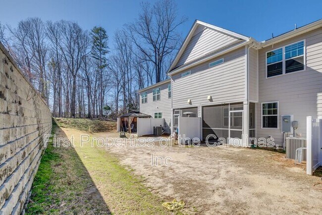 Building Photo - 807 Gable Oak Ln