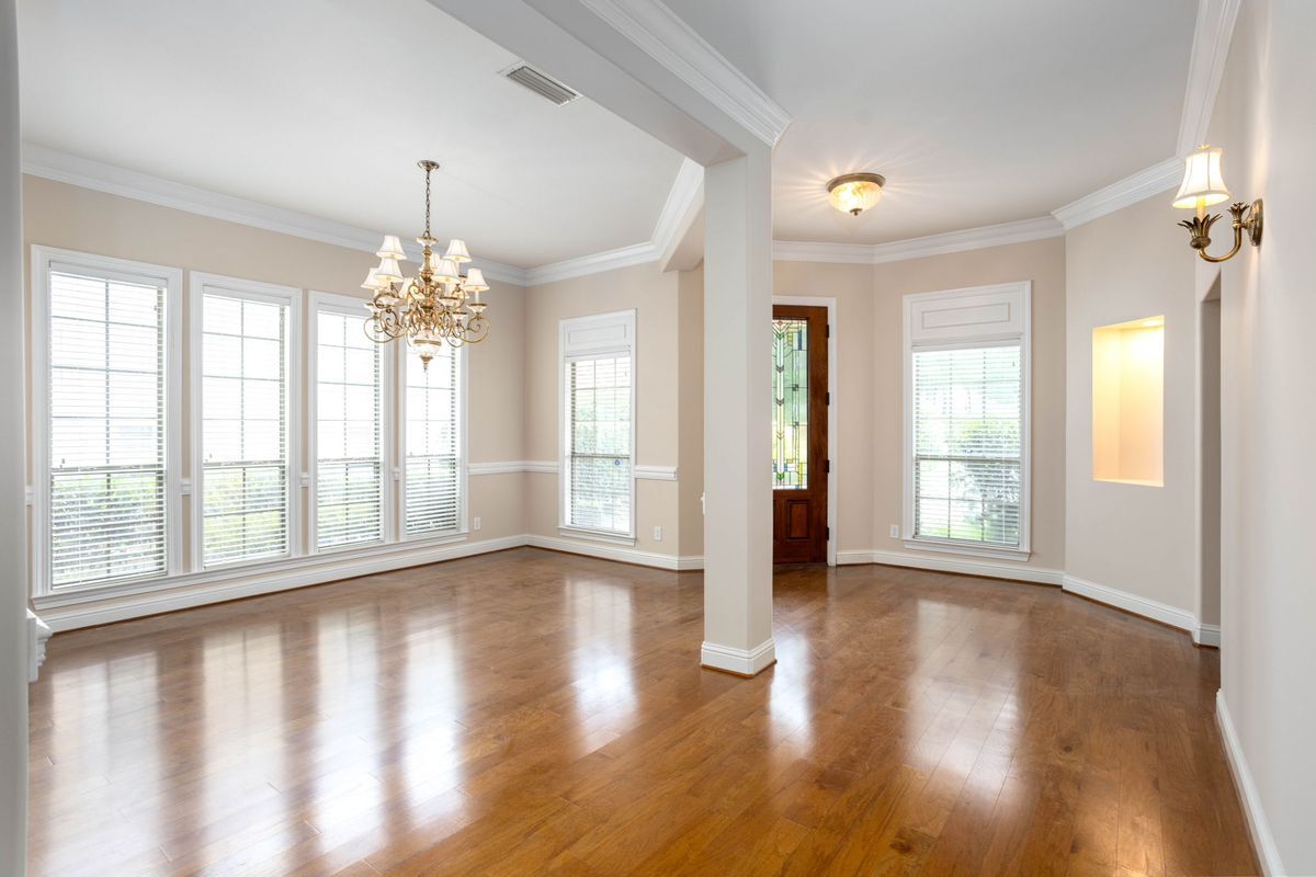 Building Photo - 116 Chestnut Ridge