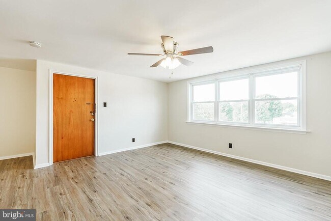 Primary Photo - 116 Clement Rd