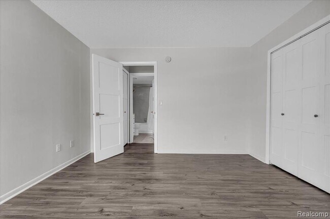 Building Photo - 411 S Old Woodward Ave