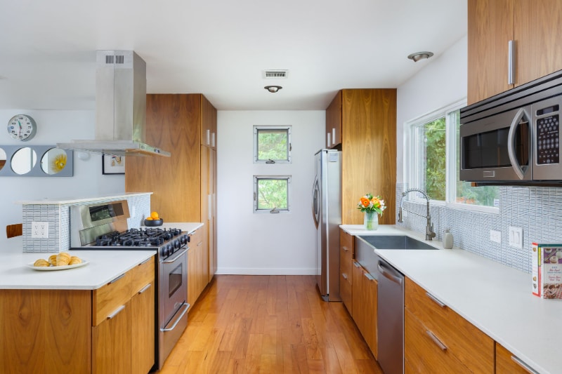 Building Photo - 3202 Santa Monica Dr