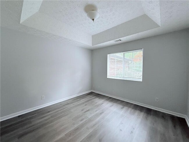 Building Photo - 3977 Hidden Hollow Dr