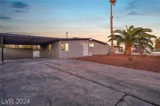 Building Photo - 1660 Capistrano Ave