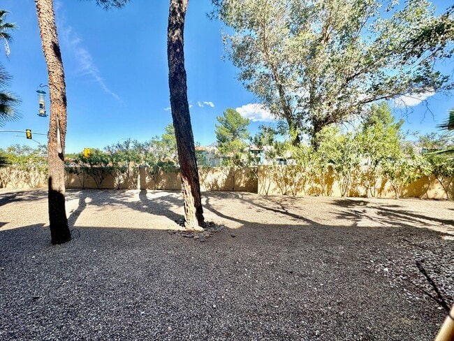 Building Photo - 7620 E Callisto Cir