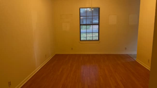 Building Photo - 1603 W Elm St