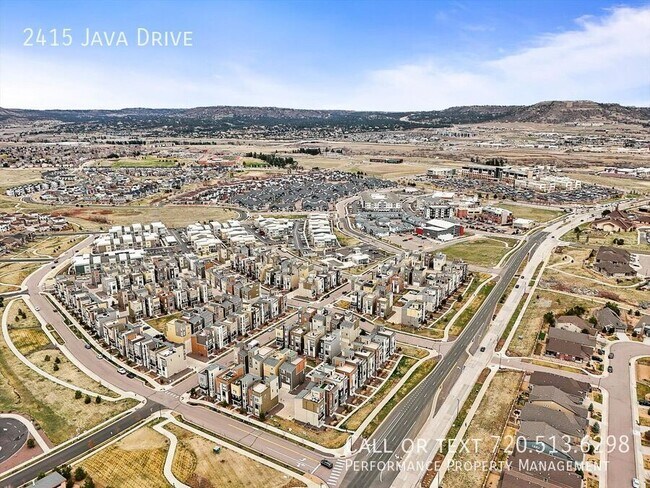 Building Photo - 2415 Java Dr