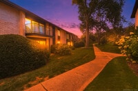 Building Photo - 247 Hamilton Ave