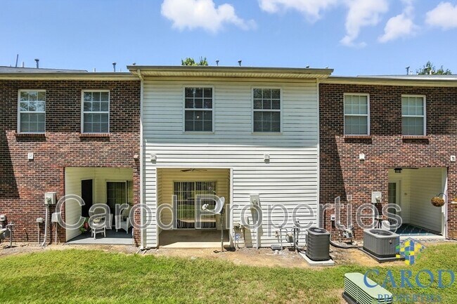 Building Photo - 2412 Ryerson Ct