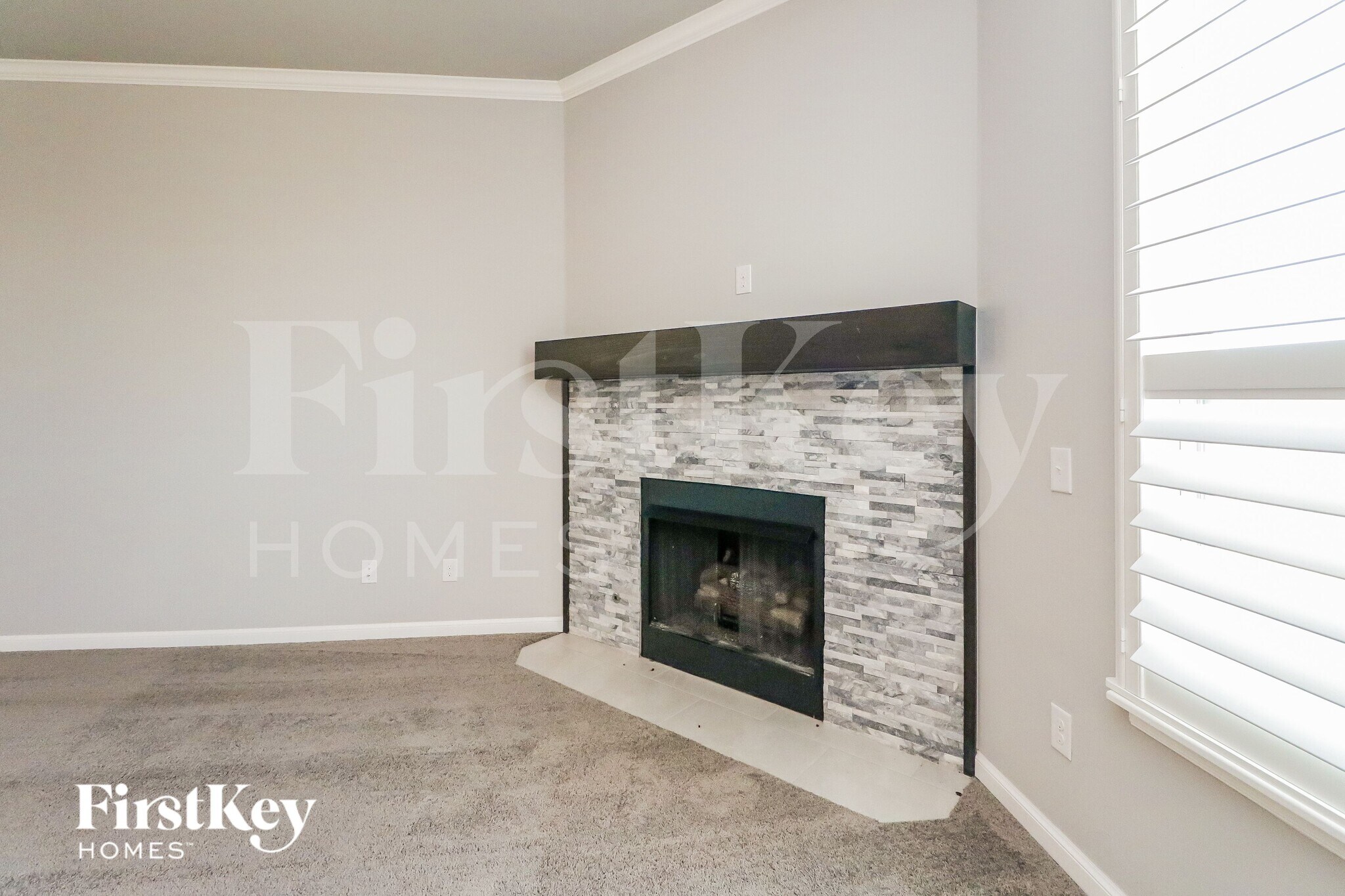 Building Photo - 1720 Gladington Ct