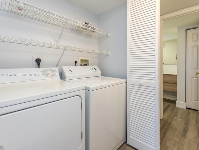 Building Photo - 2103 Renaissance Blvd