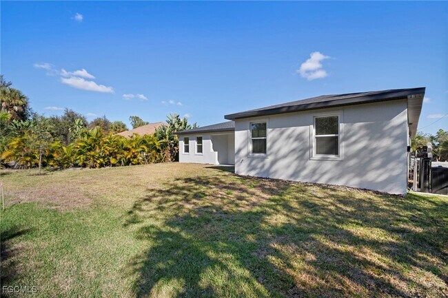 Building Photo - 4469 Enid Ln