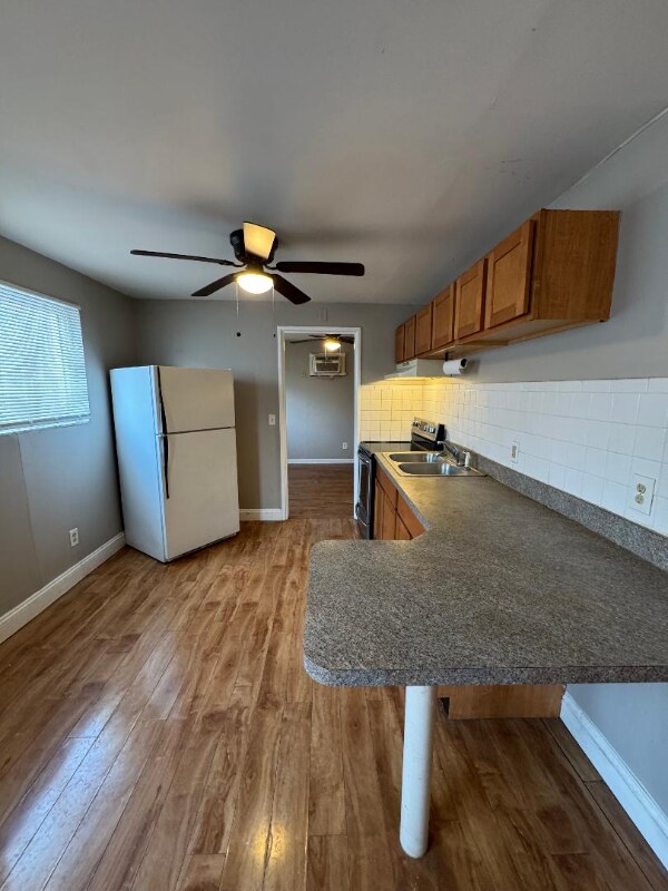 Building Photo - 2602 Chesterfield Ct