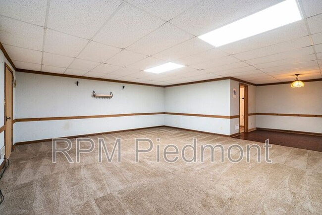 Building Photo - 175 Wavetree Dr