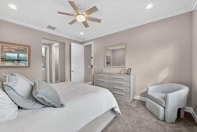 Building Photo - 12447 SW Blue Mangrove Pkwy