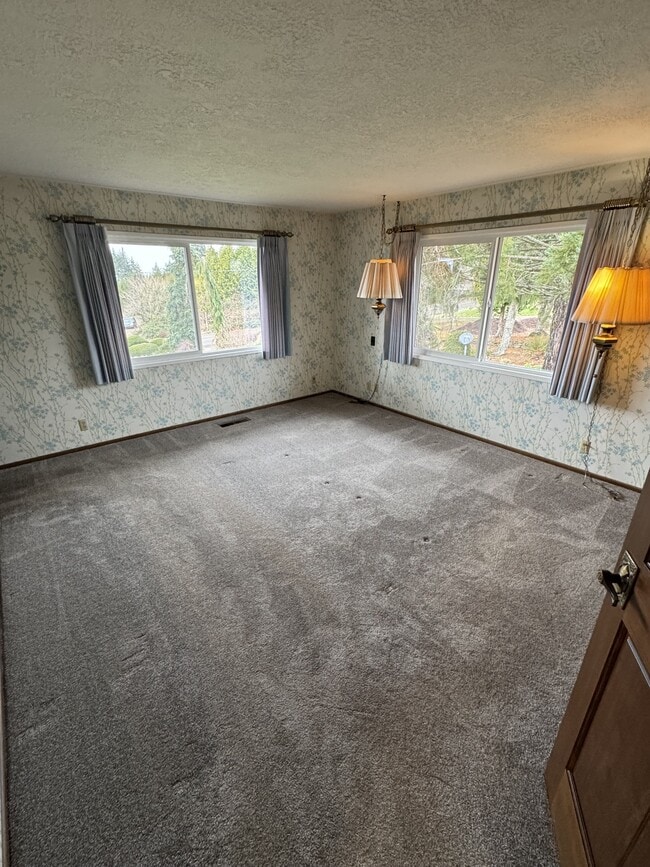 Building Photo - 19774 Grade Rd SE