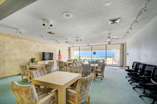 Building Photo - 3540 S Ocean Blvd