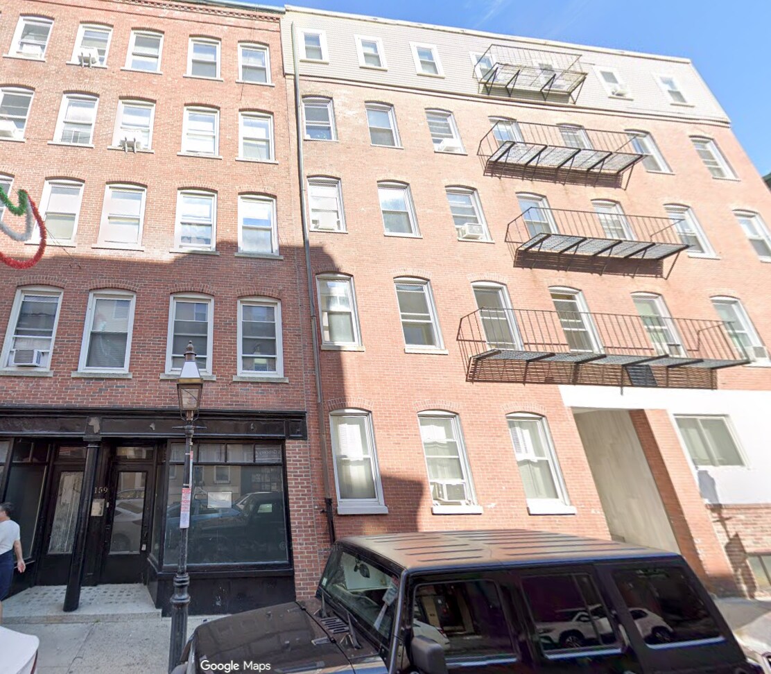 Building Photo - 159 Endicott St