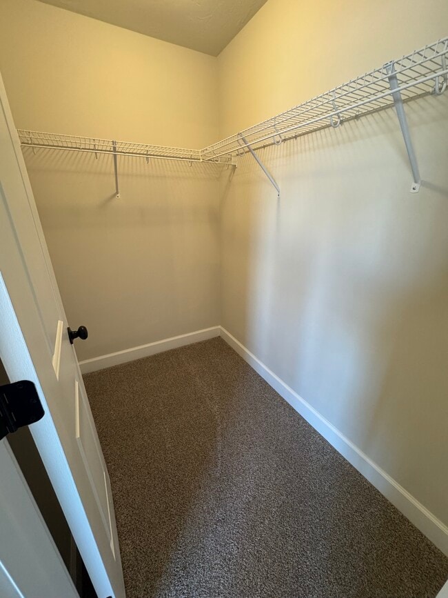 Building Photo - 77 Katelyn Dr