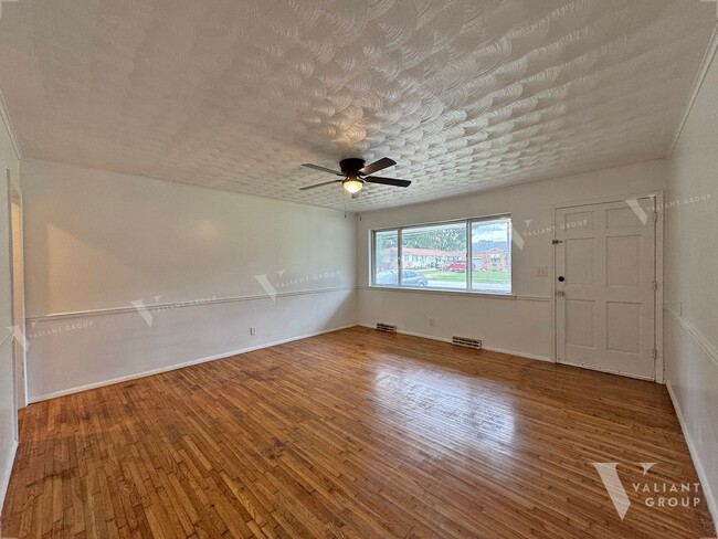 Building Photo - Charming 3-Bedroom, 2-Bath Home for Rent i...