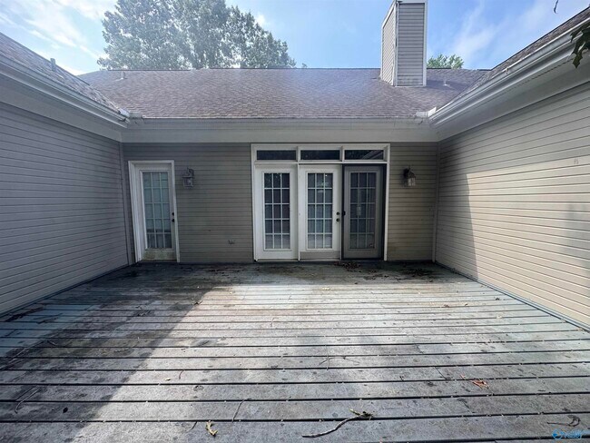 Building Photo - 109 Simmons Dr