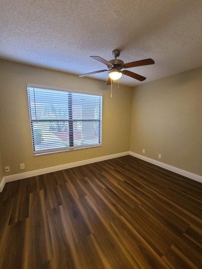 Building Photo - 1640 Windorah Way