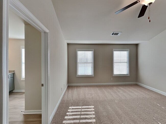 Building Photo - Beautiful Townhome 3 Bedroom 2.5 Bath Located in Canton, GA!!