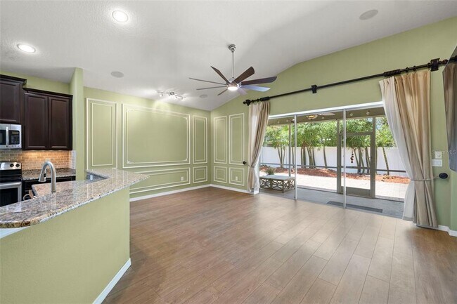 Building Photo - 8709 Deep Maple Dr