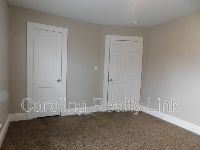 Building Photo - 85 Crowell Dr NW