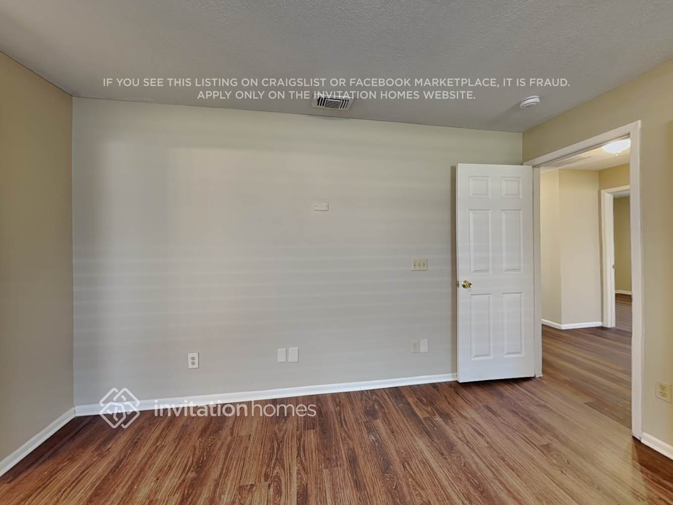 Building Photo - 1043 Burnett St