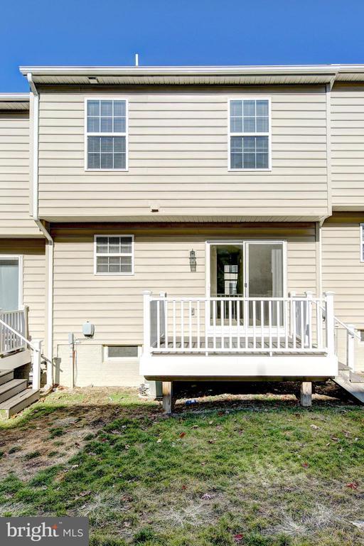 Building Photo - 40 Mustang Dr