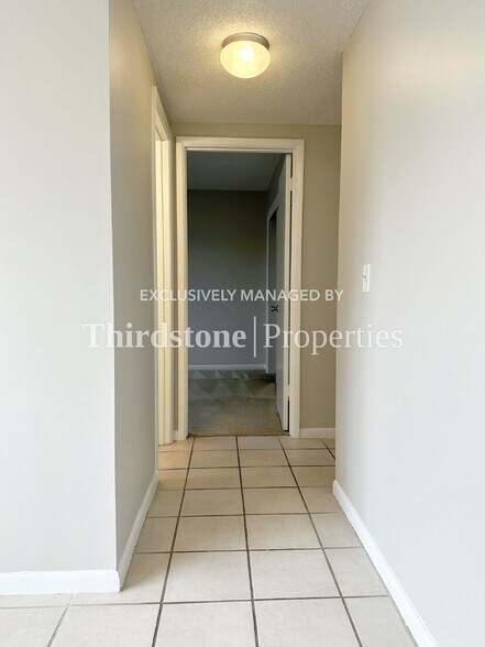 Building Photo - 4390 Herschel St