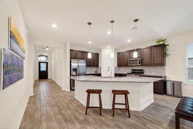 Building Photo - 15607 Barton Orchard Ln
