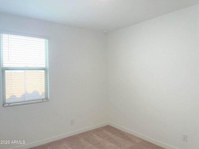 Building Photo - 9426 W Devonshire Ave