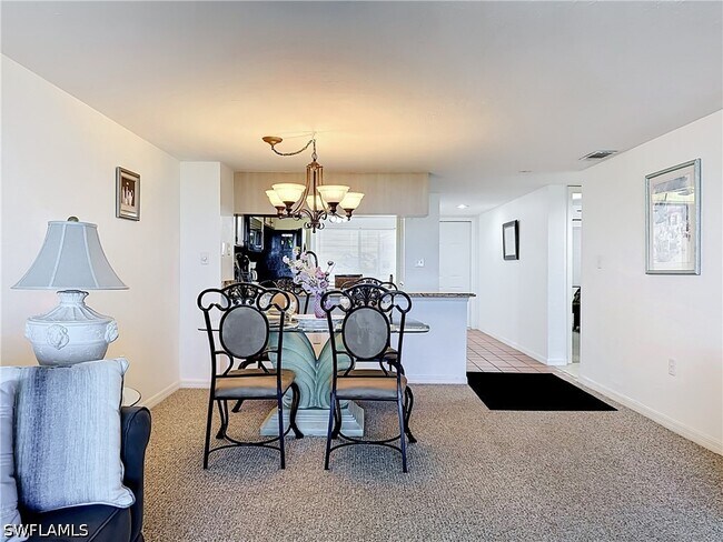 Building Photo - 15171 Cedarwood Ln