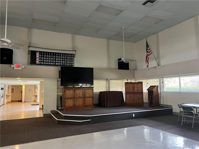 Building Photo - 1225 NW 21st St