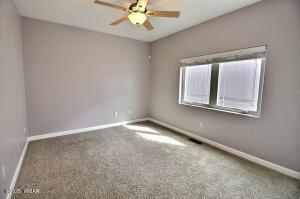 Building Photo - 451 S Rockcreek Dr