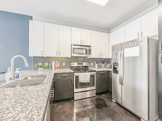 Building Photo - 3021 Routh St