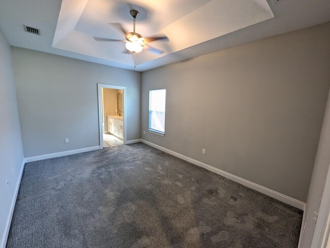 Building Photo - 2219 Wind Trace Rd N