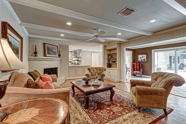 Building Photo - 9310 Oakford Ct