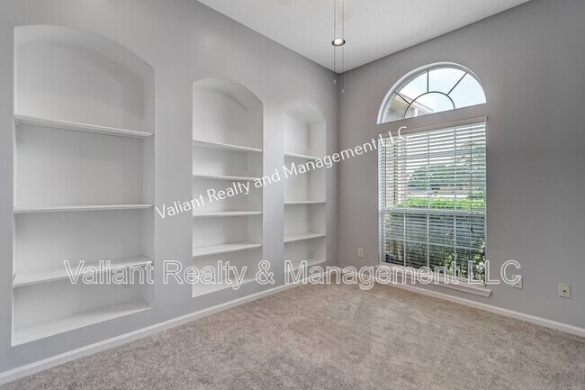 Building Photo - 12197 Ripken Cir N
