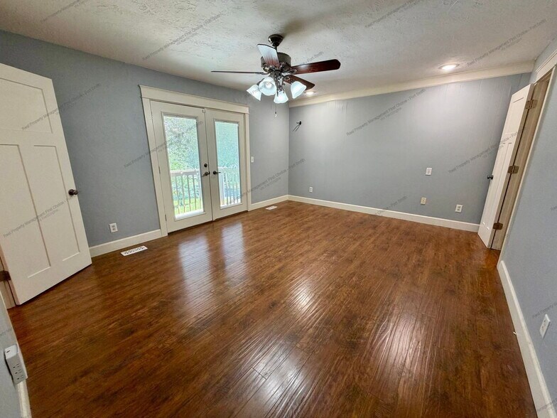 Building Photo - 602 Azure Hills Dr